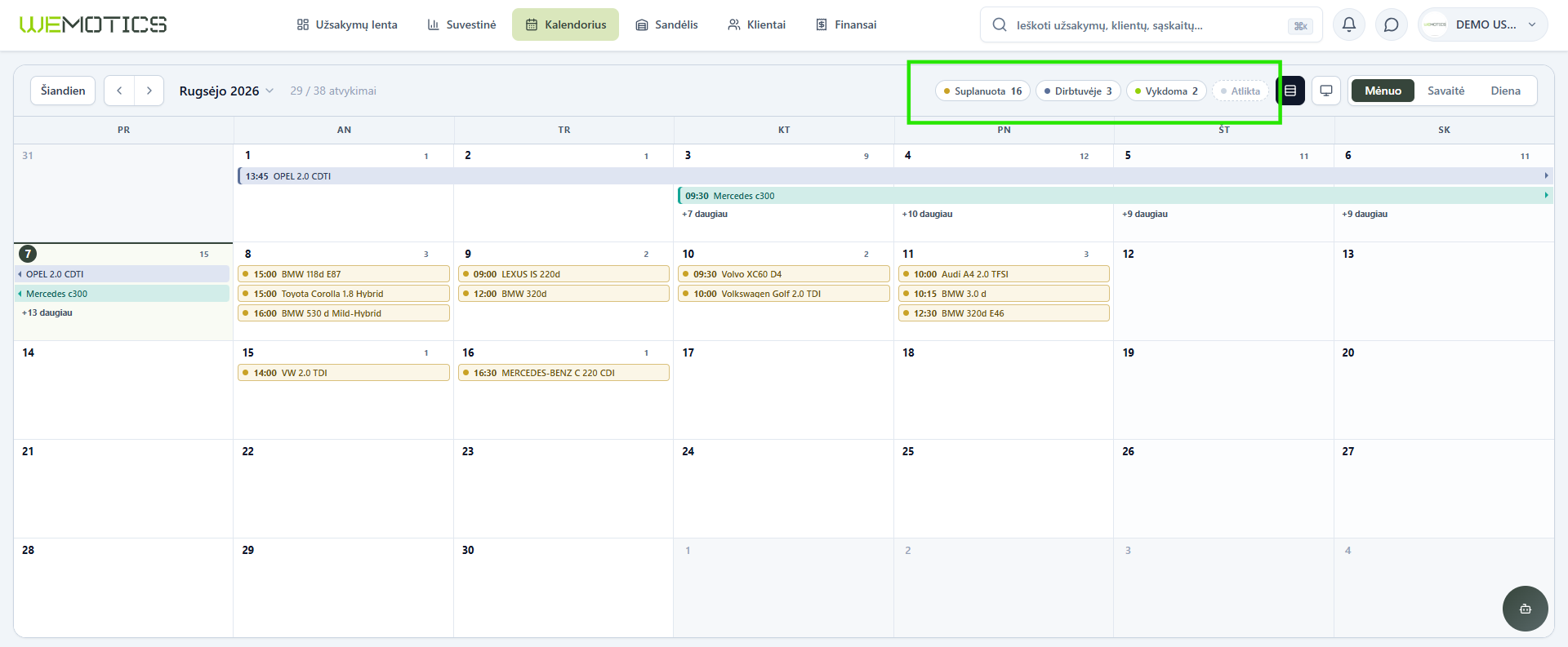Calendar status filters at the top of the calendar