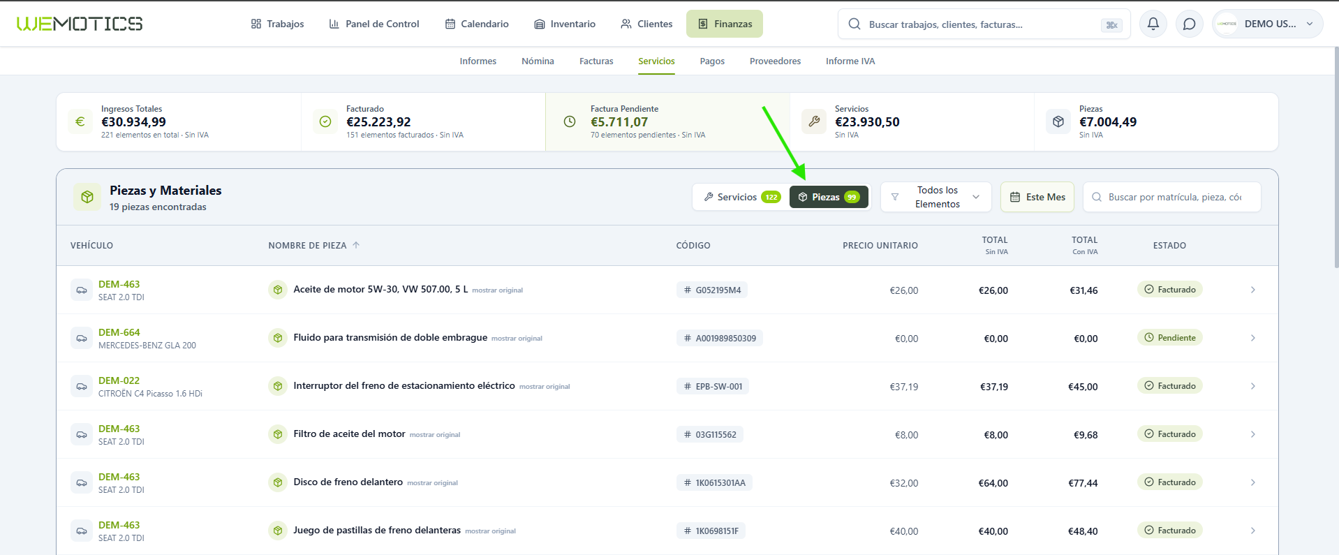 Lista de Piezas y Materiales con vehículo, nombre de pieza, código, precio unitario y totales