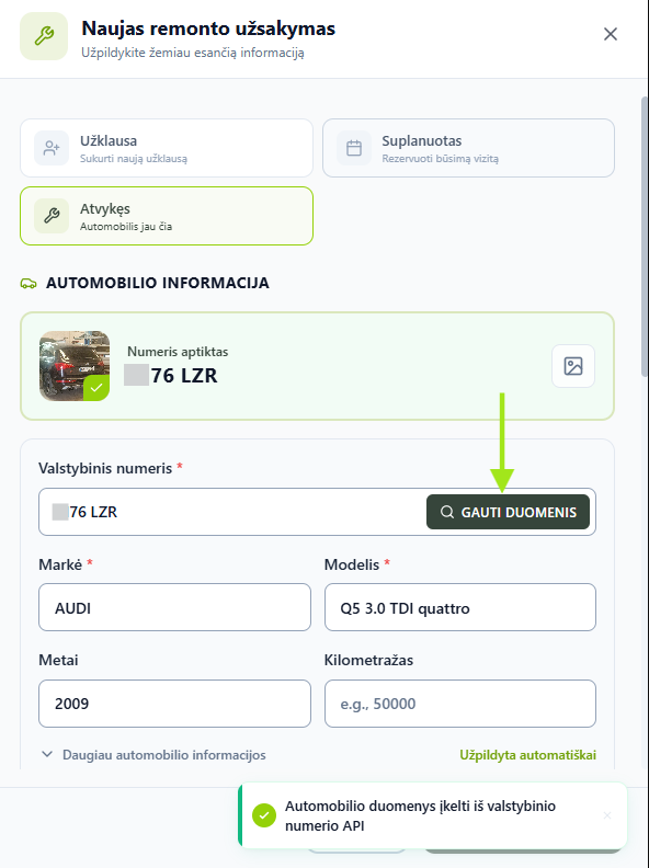 Aptiktas valstybinis numeris ir automatiškai užpildyti automobilio laukai